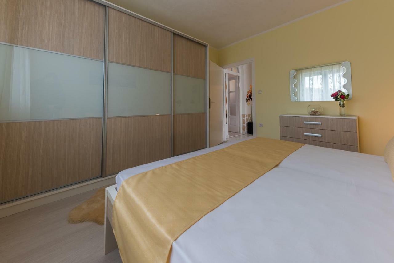 Apartment Danijela II 希贝尼克 外观 照片