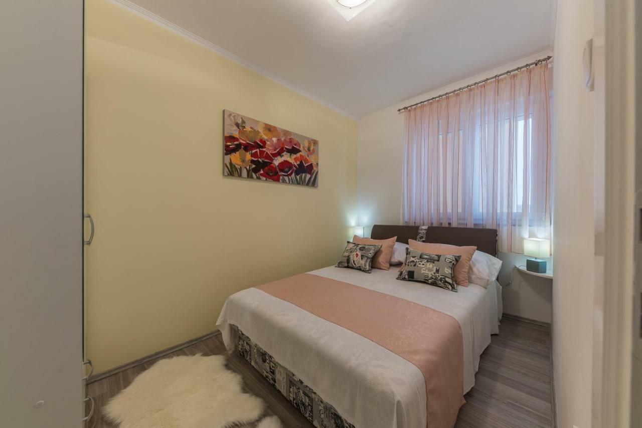 Apartment Danijela II 希贝尼克 外观 照片